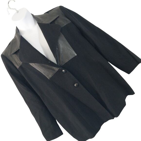 FOCUS 2000! STUNNING BLACK 100% WOOL, FAUX LEATHER INSETS/COLLAR JACKET! SZ 18W - Picture 1 of 10
